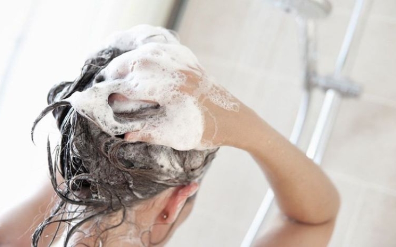 5 bí quyết giúp mọc tóc nhanh và dày an toàn tại nhà
